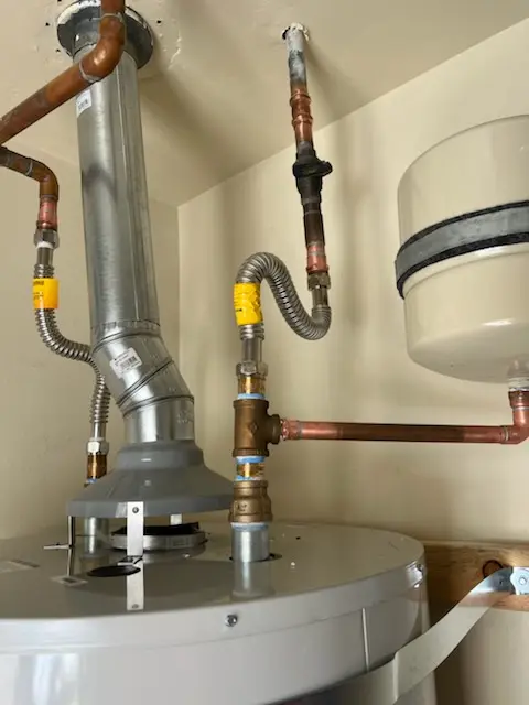 Water heater installation and plumbing repair in Edgemont Gardens